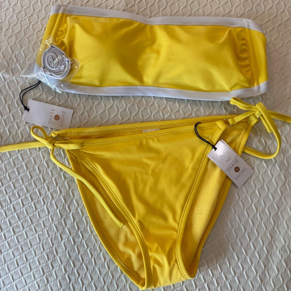 Shade & Shore Yellow Bandeau Bikini Set with White Trim. Large. New!